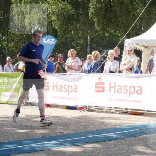 07.09.2025 - 19. Norderstedt Triathlon Zöllner http://msf.ph/oto/8788237 07.09.2025 13:41:27 Ziel 742, 1299 meine-sportfotos.de