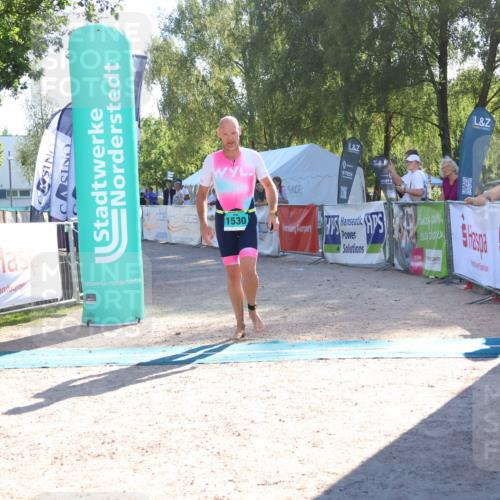 07.09.2025 - 19. Norderstedt Triathlon Zöllner http://msf.ph/oto/8788258 07.09.2025 16:07:11 Ziel 1530 meine-sportfotos.de