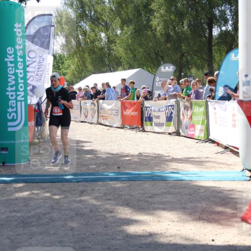 07.09.2025 - 19. Norderstedt Triathlon Zöllner http://msf.ph/oto/8788293 07.09.2025 13:41:34 Ziel 183 meine-sportfotos.de