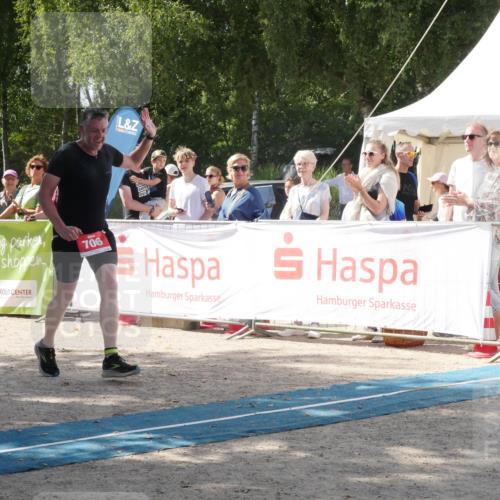 07.09.2025 - 19. Norderstedt Triathlon Zöllner http://msf.ph/oto/8788297 07.09.2025 13:43:51 Ziel 706 meine-sportfotos.de