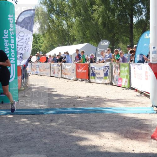07.09.2025 - 19. Norderstedt Triathlon Zöllner http://msf.ph/oto/8788307 07.09.2025 13:41:35 Ziel 183 meine-sportfotos.de