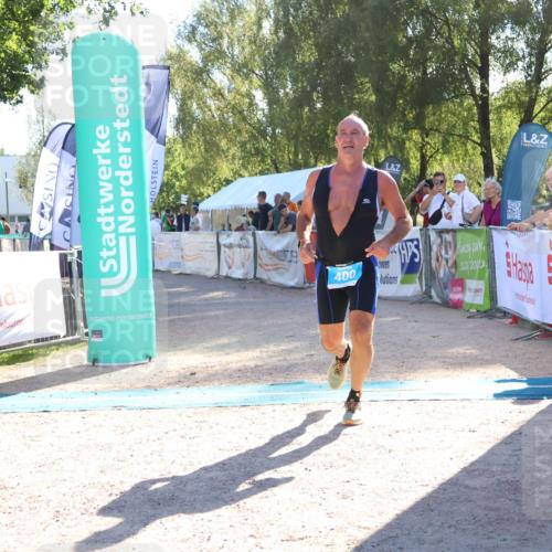 07.09.2025 - 19. Norderstedt Triathlon Zöllner http://msf.ph/oto/8788322 07.09.2025 16:07:44 Ziel 400 meine-sportfotos.de