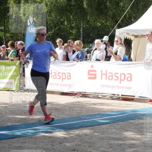 07.09.2025 - 19. Norderstedt Triathlon Zöllner http://msf.ph/oto/8788323 07.09.2025 13:44:12 Ziel 853, 1354 meine-sportfotos.de