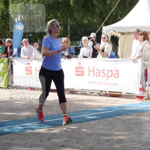 07.09.2025 - 19. Norderstedt Triathlon Zöllner http://msf.ph/oto/8788327 07.09.2025 13:44:13 Ziel 853, 1354 meine-sportfotos.de