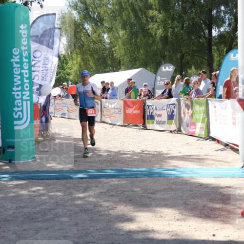 07.09.2025 - 19. Norderstedt Triathlon Zöllner http://msf.ph/oto/8788335 07.09.2025 13:43:01 Ziel 241 meine-sportfotos.de