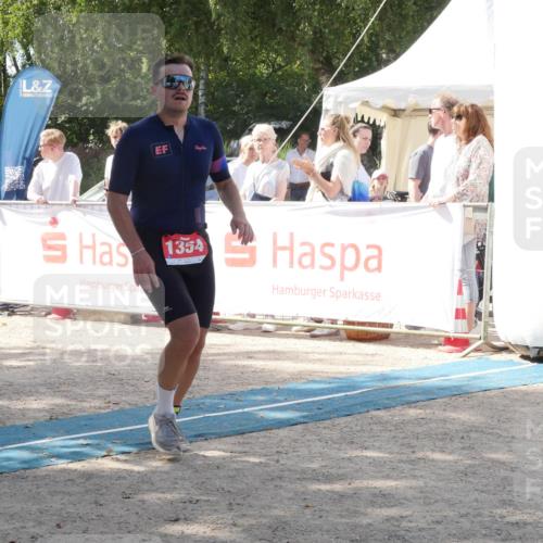 07.09.2025 - 19. Norderstedt Triathlon Zöllner http://msf.ph/oto/8788339 07.09.2025 13:44:16 Ziel 853, 1354 meine-sportfotos.de