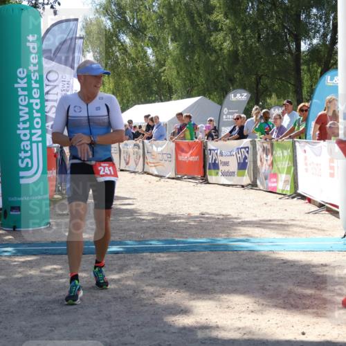 07.09.2025 - 19. Norderstedt Triathlon Zöllner http://msf.ph/oto/8788355 07.09.2025 13:43:03 Ziel 241 meine-sportfotos.de