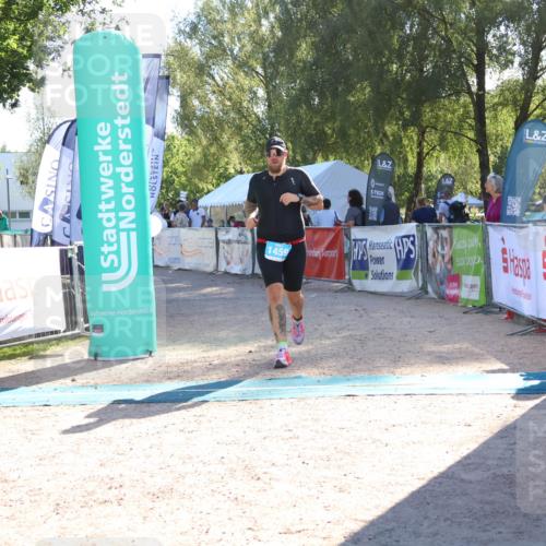 07.09.2025 - 19. Norderstedt Triathlon Zöllner http://msf.ph/oto/8788360 07.09.2025 16:08:35 Ziel 1459 meine-sportfotos.de