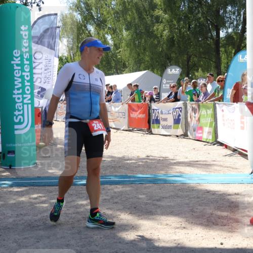 07.09.2025 - 19. Norderstedt Triathlon Zöllner http://msf.ph/oto/8788362 07.09.2025 13:43:04 Ziel 241 meine-sportfotos.de