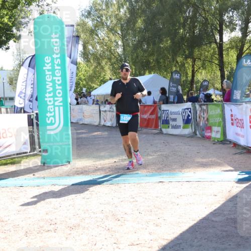 07.09.2025 - 19. Norderstedt Triathlon Zöllner http://msf.ph/oto/8788363 07.09.2025 16:08:35 Ziel 1459 meine-sportfotos.de