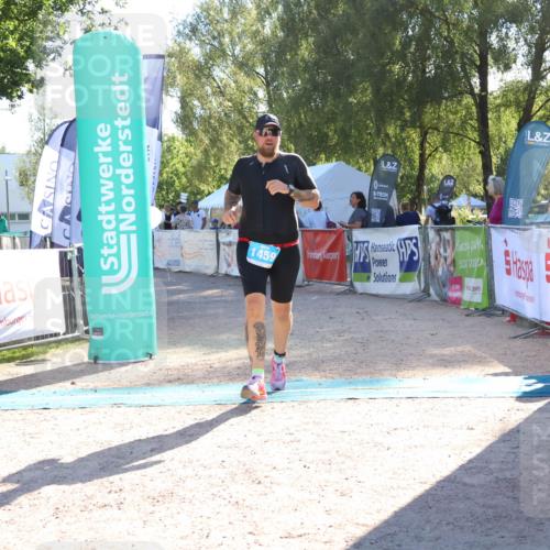 07.09.2025 - 19. Norderstedt Triathlon Zöllner http://msf.ph/oto/8788369 07.09.2025 16:08:36 Ziel 1459 meine-sportfotos.de