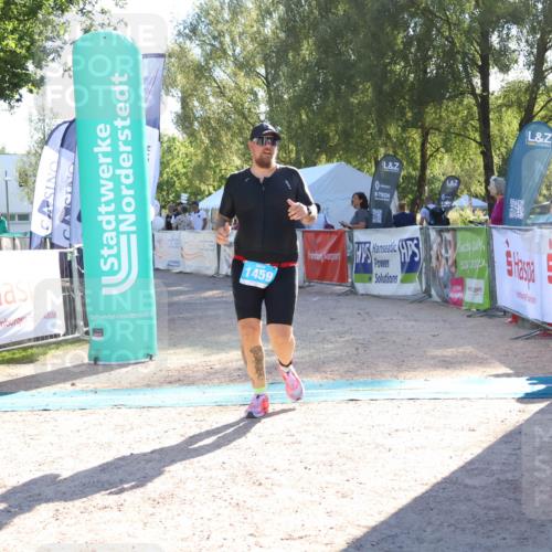 07.09.2025 - 19. Norderstedt Triathlon Zöllner http://msf.ph/oto/8788371 07.09.2025 16:08:36 Ziel 1459 meine-sportfotos.de