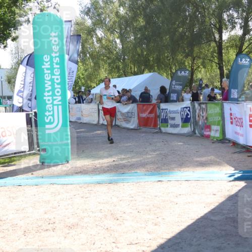 07.09.2025 - 19. Norderstedt Triathlon Zöllner http://msf.ph/oto/8788382 07.09.2025 16:08:53 Ziel 1431 meine-sportfotos.de