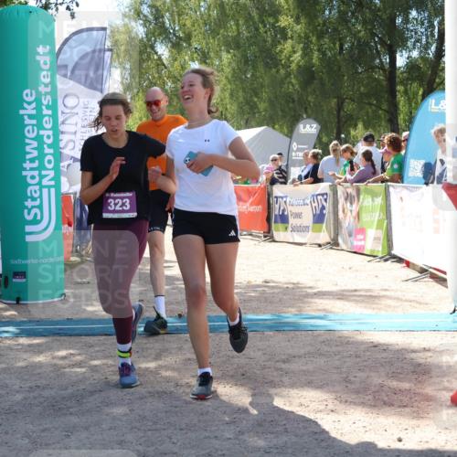 07.09.2025 - 19. Norderstedt Triathlon Zöllner http://msf.ph/oto/8788404 07.09.2025 13:43:27 Ziel 142, 323 meine-sportfotos.de