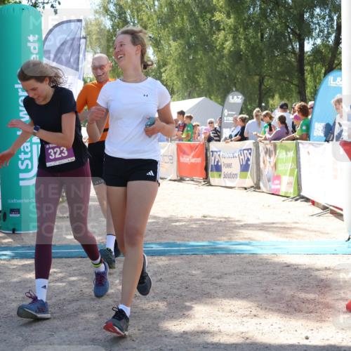 07.09.2025 - 19. Norderstedt Triathlon Zöllner http://msf.ph/oto/8788407 07.09.2025 13:43:28 Ziel 142, 323 meine-sportfotos.de