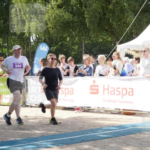07.09.2025 - 19. Norderstedt Triathlon Zöllner http://msf.ph/oto/8788416 07.09.2025 13:46:19 Ziel 344 meine-sportfotos.de