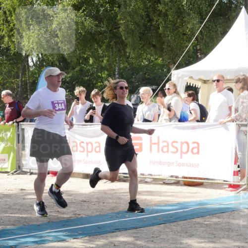07.09.2025 - 19. Norderstedt Triathlon Zöllner http://msf.ph/oto/8788419 07.09.2025 13:46:20 Ziel 344 meine-sportfotos.de