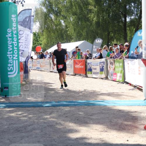 07.09.2025 - 19. Norderstedt Triathlon Zöllner http://msf.ph/oto/8788432 07.09.2025 13:43:48 Ziel 706 meine-sportfotos.de