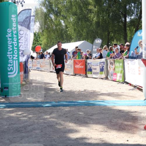 07.09.2025 - 19. Norderstedt Triathlon Zöllner http://msf.ph/oto/8788435 07.09.2025 13:43:48 Ziel 706 meine-sportfotos.de
