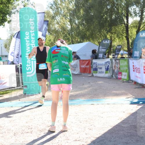 07.09.2025 - 19. Norderstedt Triathlon Zöllner http://msf.ph/oto/8788458 07.09.2025 16:09:23 Ziel 395, 1466 meine-sportfotos.de