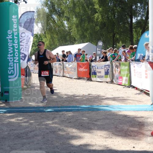 07.09.2025 - 19. Norderstedt Triathlon Zöllner http://msf.ph/oto/8788486 07.09.2025 13:44:02 Ziel 1270 meine-sportfotos.de