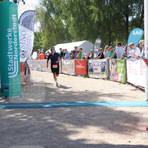 07.09.2025 - 19. Norderstedt Triathlon Zöllner http://msf.ph/oto/8788503 07.09.2025 13:44:12 Ziel 853, 1354 meine-sportfotos.de