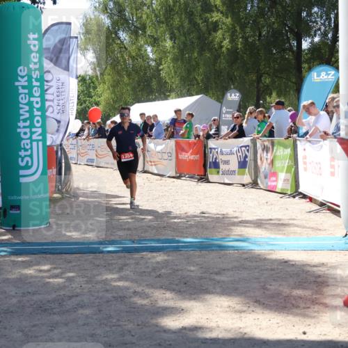 07.09.2025 - 19. Norderstedt Triathlon Zöllner http://msf.ph/oto/8788507 07.09.2025 13:44:13 Ziel 853, 1354 meine-sportfotos.de