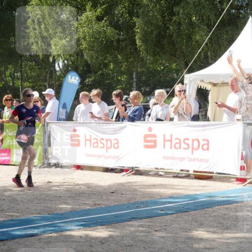 07.09.2025 - 19. Norderstedt Triathlon Zöllner http://msf.ph/oto/8788509 07.09.2025 13:48:25 Ziel 311, 352, 777, 799 meine-sportfotos.de