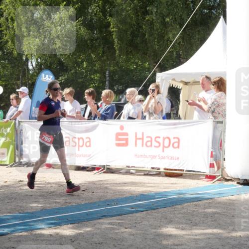 07.09.2025 - 19. Norderstedt Triathlon Zöllner http://msf.ph/oto/8788510 07.09.2025 13:48:25 Ziel 311, 352, 777, 799 meine-sportfotos.de