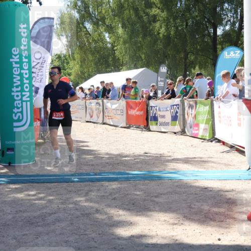 07.09.2025 - 19. Norderstedt Triathlon Zöllner http://msf.ph/oto/8788520 07.09.2025 13:44:13 Ziel 853, 1354 meine-sportfotos.de