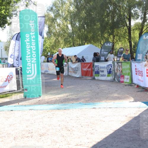 07.09.2025 - 19. Norderstedt Triathlon Zöllner http://msf.ph/oto/8788524 07.09.2025 16:09:49 Ziel 391 meine-sportfotos.de