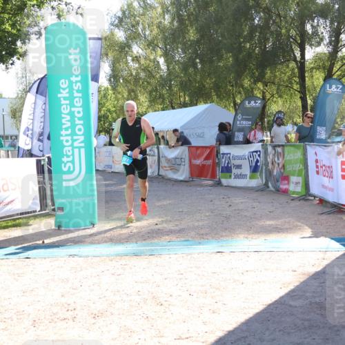 07.09.2025 - 19. Norderstedt Triathlon Zöllner http://msf.ph/oto/8788533 07.09.2025 16:09:50 Ziel 391 meine-sportfotos.de