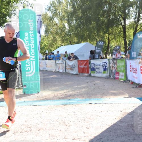 07.09.2025 - 19. Norderstedt Triathlon Zöllner http://msf.ph/oto/8788553 07.09.2025 16:09:52 Ziel 391 meine-sportfotos.de
