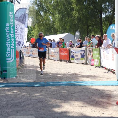 07.09.2025 - 19. Norderstedt Triathlon Zöllner http://msf.ph/oto/8788554 07.09.2025 13:44:44 Ziel 304 meine-sportfotos.de