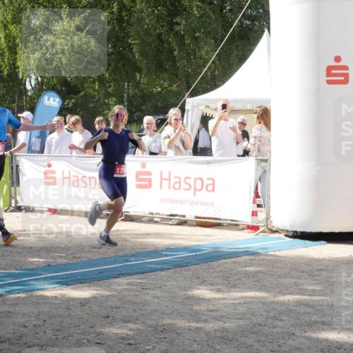 07.09.2025 - 19. Norderstedt Triathlon Zöllner http://msf.ph/oto/8788564 07.09.2025 13:48:48 Ziel 153, 264, 334, 1292, 1344 meine-sportfotos.de