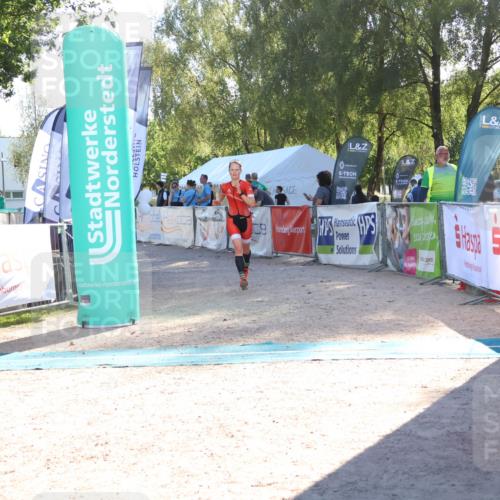 07.09.2025 - 19. Norderstedt Triathlon Zöllner http://msf.ph/oto/8788575 07.09.2025 16:10:27 Ziel 1404 meine-sportfotos.de