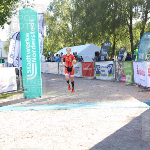 07.09.2025 - 19. Norderstedt Triathlon Zöllner http://msf.ph/oto/8788587 07.09.2025 16:10:28 Ziel 1404 meine-sportfotos.de