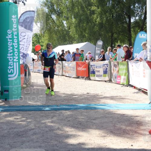 07.09.2025 - 19. Norderstedt Triathlon Zöllner http://msf.ph/oto/8788593 07.09.2025 13:44:53 Ziel 166 meine-sportfotos.de