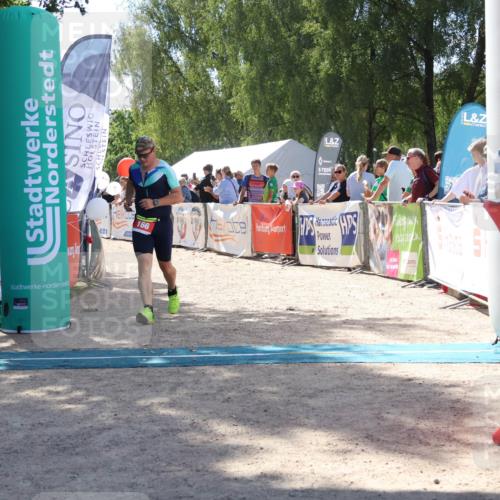 07.09.2025 - 19. Norderstedt Triathlon Zöllner http://msf.ph/oto/8788595 07.09.2025 13:44:53 Ziel 166 meine-sportfotos.de