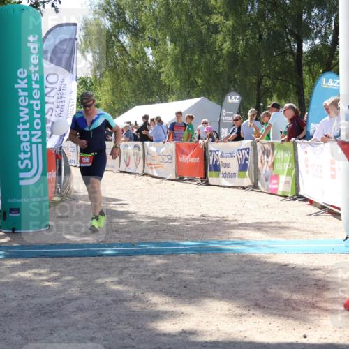 07.09.2025 - 19. Norderstedt Triathlon Zöllner http://msf.ph/oto/8788598 07.09.2025 13:44:54 Ziel 166 meine-sportfotos.de