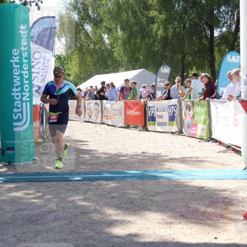 07.09.2025 - 19. Norderstedt Triathlon Zöllner http://msf.ph/oto/8788601 07.09.2025 13:44:54 Ziel 166 meine-sportfotos.de