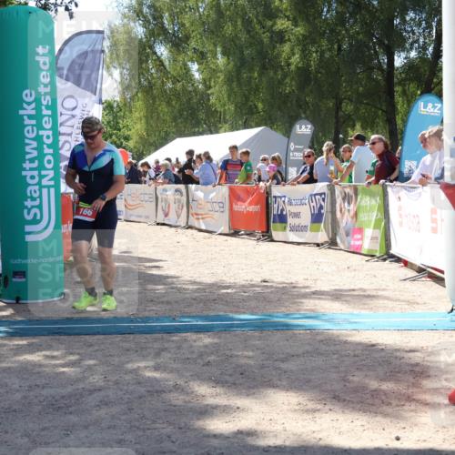 07.09.2025 - 19. Norderstedt Triathlon Zöllner http://msf.ph/oto/8788604 07.09.2025 13:44:54 Ziel 166 meine-sportfotos.de