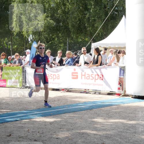 07.09.2025 - 19. Norderstedt Triathlon Zöllner http://msf.ph/oto/8788606 07.09.2025 13:49:59 Ziel 855 meine-sportfotos.de