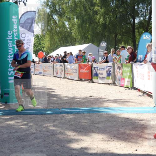 07.09.2025 - 19. Norderstedt Triathlon Zöllner http://msf.ph/oto/8788609 07.09.2025 13:44:54 Ziel 166 meine-sportfotos.de