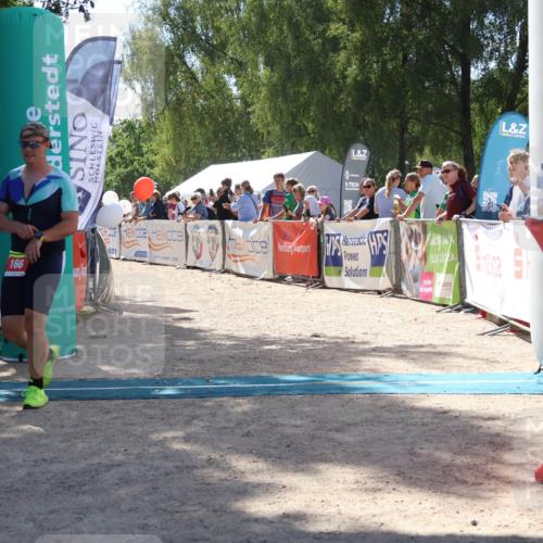 07.09.2025 - 19. Norderstedt Triathlon Zöllner http://msf.ph/oto/8788614 07.09.2025 13:44:55 Ziel 166 meine-sportfotos.de