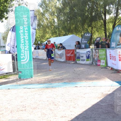 07.09.2025 - 19. Norderstedt Triathlon Zöllner http://msf.ph/oto/8788616 07.09.2025 16:10:43 Ziel 1496 meine-sportfotos.de