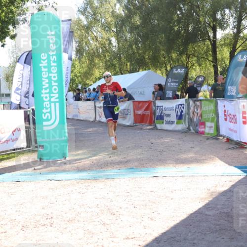 07.09.2025 - 19. Norderstedt Triathlon Zöllner http://msf.ph/oto/8788627 07.09.2025 16:10:44 Ziel 1496 meine-sportfotos.de