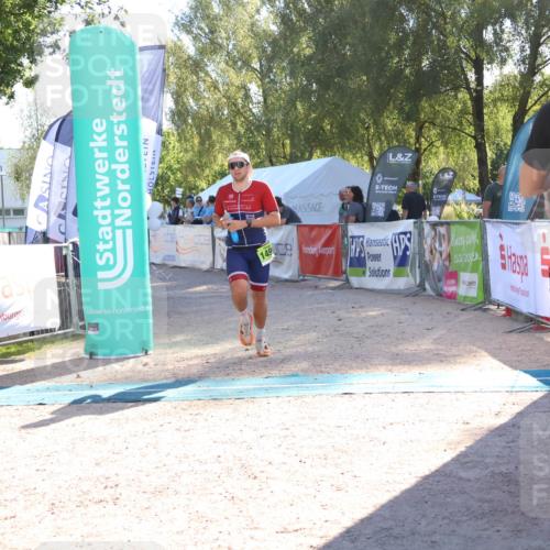 07.09.2025 - 19. Norderstedt Triathlon Zöllner http://msf.ph/oto/8788633 07.09.2025 16:10:45 Ziel 1496 meine-sportfotos.de
