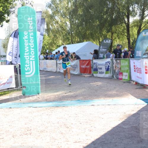 07.09.2025 - 19. Norderstedt Triathlon Zöllner http://msf.ph/oto/8788660 07.09.2025 16:10:55 Ziel 441 meine-sportfotos.de