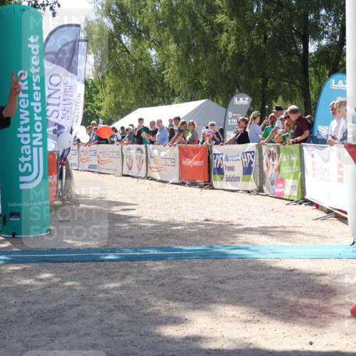 07.09.2025 - 19. Norderstedt Triathlon Zöllner http://msf.ph/oto/8788663 07.09.2025 13:45:09 Ziel 348 meine-sportfotos.de